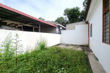 TAMAN SERI MESRA
