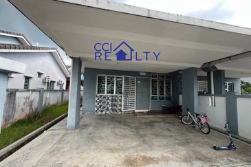 SEMI D LUAS🔥ADA LEBIHAN TANAH❗DEKAT SURAU🏠Taman Pancur Utama FASA 2