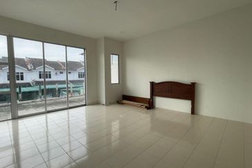 DOUBLE STOREY TERES🏠NONBUMI LOT🔥NEAR HOSPITAL KULIM❗Taman Kulim Utama 2,HITECH