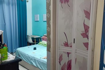 TAMAN PUTERI HILLPARK