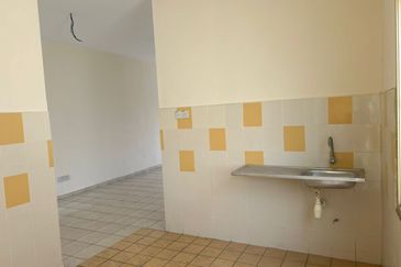 TERES MEDIUM🏠RUMAH BASIC&CANTIK❗ADA TANAH BELAKANG🔥Taman Permai Utama