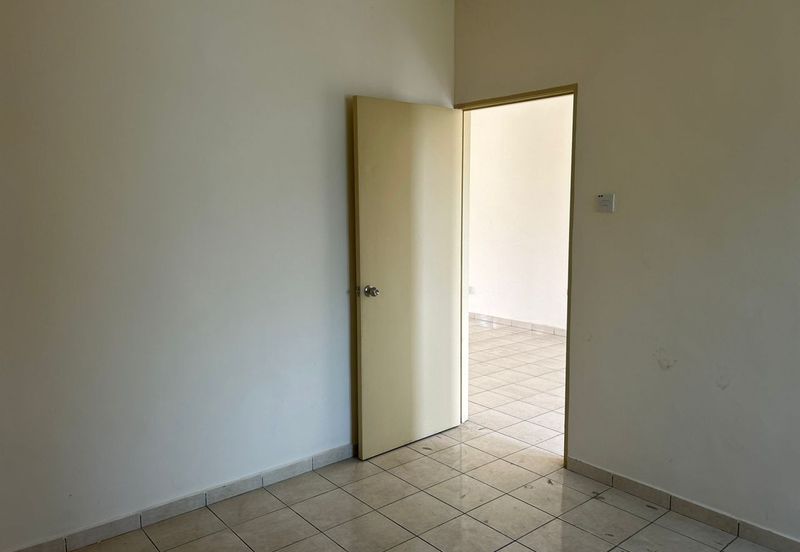 TERES MEDIUM🏠RUMAH BASIC&CANTIK❗ADA TANAH BELAKANG🔥Taman Permai Utama