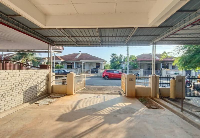 TERES MEDIUM🏠RUMAH BASIC,CANTIK,LUAS❗ADA TANAH BELAKANG🔥Taman Ilham