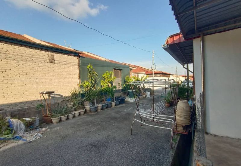 TERES MEDIUM🏠RUMAH BASIC,CANTIK,LUAS❗ADA TANAH BELAKANG🔥Taman Ilham