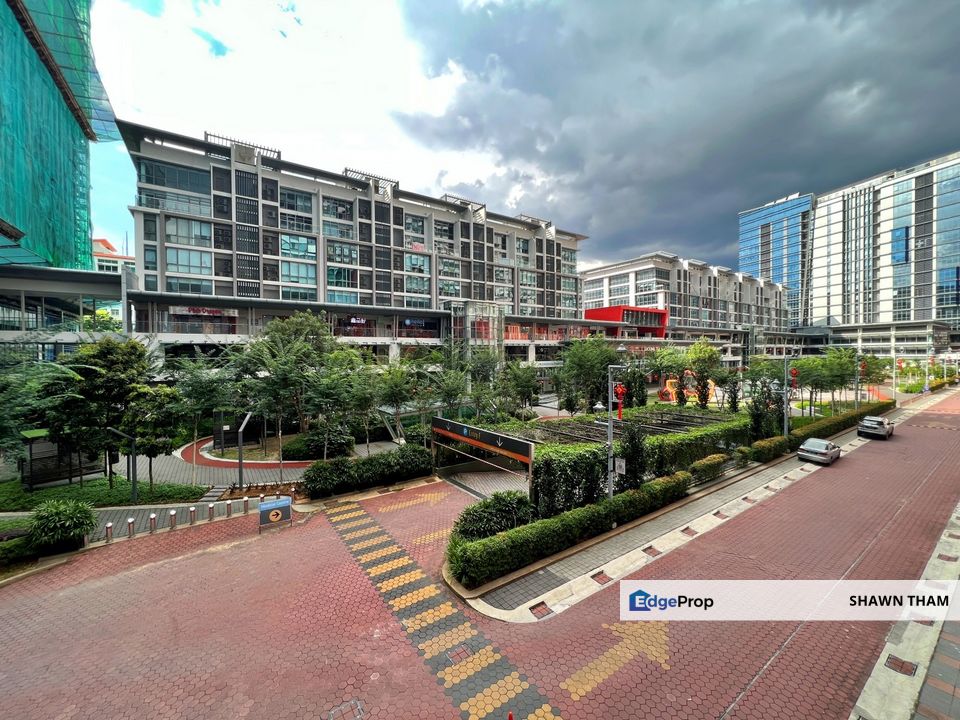 Facing Main Road Shop for Sales,limited unit, Kuala Lumpur, Cheras