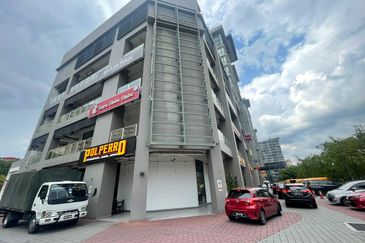 Queensville, Taman Tasik Permaisuri