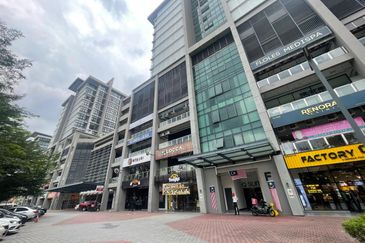 Queensville, Taman Tasik Permaisuri