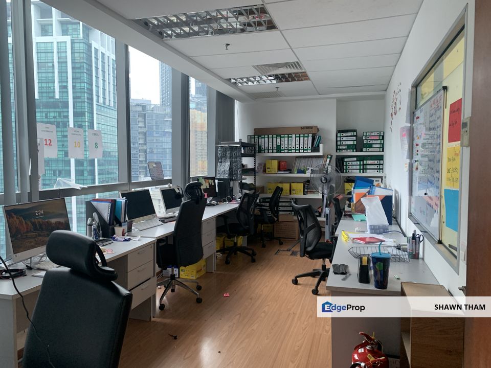 KL TRILLION,KLCC,OFFICE SPACE FOR RENT,SEMI FITTED,REVONATED UNIT,CHEAP CHEAP CHEAP, Kuala Lumpur, KLCC