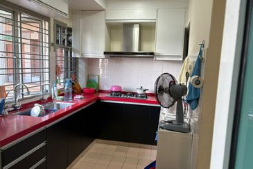 Aliran Damai, Bandar Damai Perdana