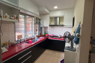 Aliran Damai, Bandar Damai Perdana