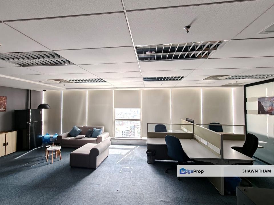 KL TRILLION,KLCC,FULLY FITTED OFFICE SPACE FOR RENT,READY MOVE IN,HIGH FLOOR,WALKING DISTANCE TO LRT&MRT,CHEAP CHEAP CHEAP, Kuala Lumpur, KLCC