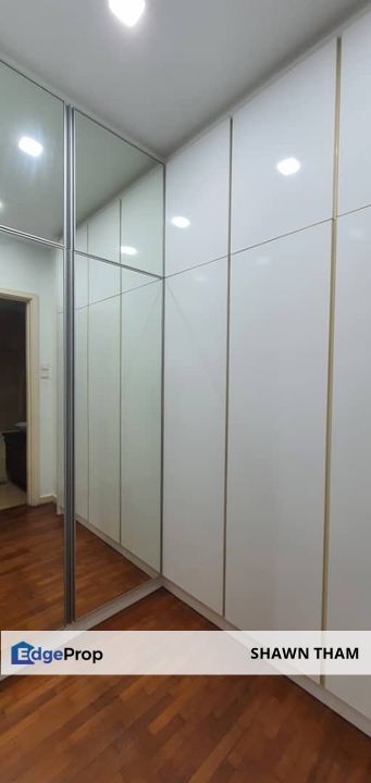 IDAMAN RESIDENCE,KLCC,ENDLOT UNIT FOR SALES,MIDDLE FLOOR,FULLY FURNISHED,READY MOVE IN,BELOW MARKET PRICE,WALKING DISTANCE TO KLCC,CHEAP CHEAP CHEAP, Kuala Lumpur, KLCC