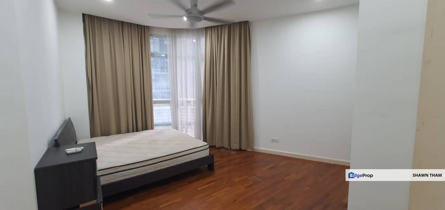 IDAMAN RESIDENCE,KLCC,ENDLOT UNIT FOR SALES,MIDDLE FLOOR,FULLY FURNISHED,READY MOVE IN,BELOW MARKET PRICE,WALKING DISTANCE TO KLCC,CHEAP CHEAP CHEAP, Kuala Lumpur, KLCC