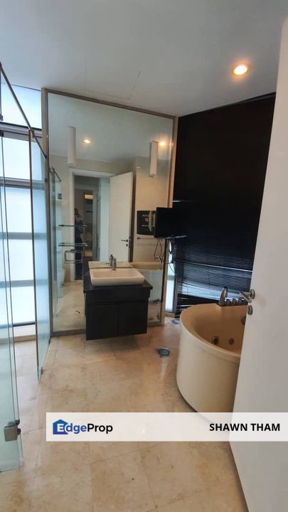 IDAMAN RESIDENCE,KLCC,FULLY FURNISHED CORNER LOT UNIT FOR SALES,3 CAR PARKS,MIDDLE FLOOR,SUITABLE FOR OWN STAY OR INVESTMENT,WALKING DISTANCE TO KLCC, Kuala Lumpur, KLCC