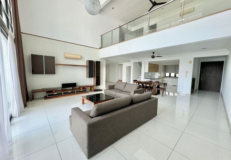 Papillon Desahill Condominium