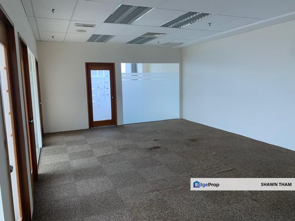 KL TRILLION,KLCC,OFFICE SPACE FOR RENT,FULLY RENOVATED,80% FITTED,MORE THAN 10 MANAGER ROOMS,READY MOVE IN,CHEAP CHEAP CHEAP, Kuala Lumpur, KLCC