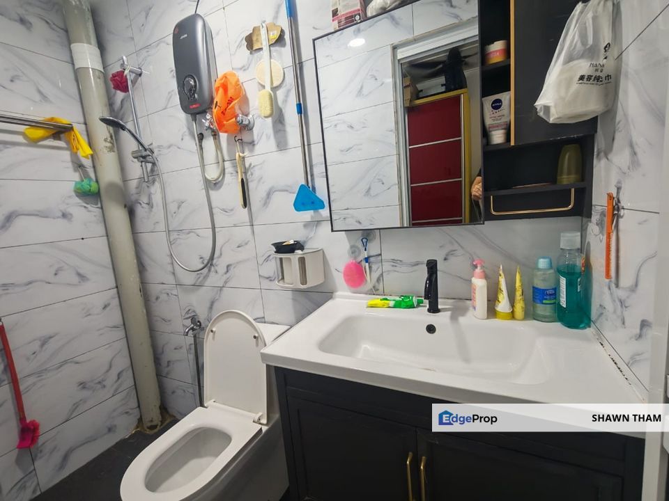 BANDAR PUCHONG JAYA,PUCHONG,TWO STOREY TERRACED HOUSE FOR SALES,ENDLOT UNIT,FULLY RENOVATED,FREEHOLD, Selangor, Puchong