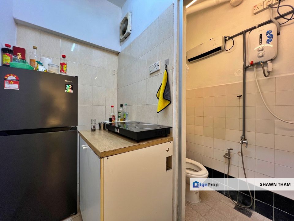 CHERAS BUSINESS CENTRE,CHERAS,BEAUTY SALON SET UP UNIT FOR RENT,FULLY RENOVATED UNIT,WITH LIFT,FACING MAIN ROAD, Kuala Lumpur, Cheras