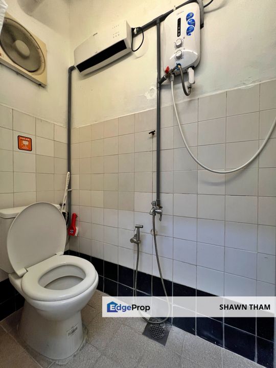 CHERAS BUSINESS CENTRE,CHERAS,BEAUTY SALON SET UP UNIT FOR RENT,FULLY RENOVATED UNIT,WITH LIFT,FACING MAIN ROAD, Kuala Lumpur, Cheras