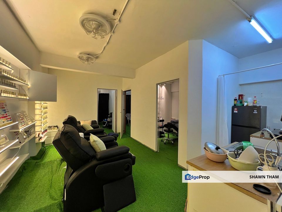 CHERAS BUSINESS CENTRE,CHERAS,BEAUTY SALON SET UP UNIT FOR RENT,FULLY RENOVATED UNIT,WITH LIFT,FACING MAIN ROAD, Kuala Lumpur, Cheras