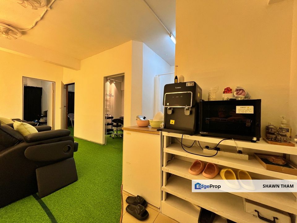 CHERAS BUSINESS CENTRE,CHERAS,BEAUTY SALON SET UP UNIT FOR RENT,FULLY RENOVATED UNIT,WITH LIFT,FACING MAIN ROAD, Kuala Lumpur, Cheras