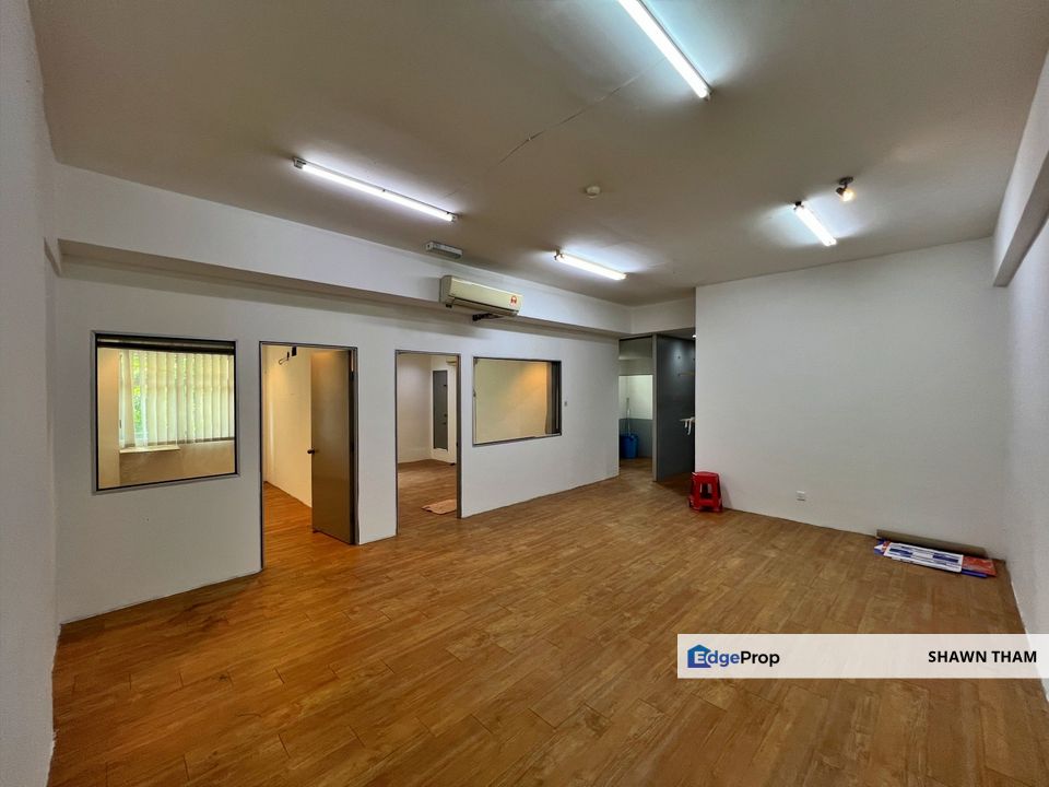 QUEENS AVENUE,CHERAS,OFFICE SUITES FOR RENT,RENOVATED,PARTIALLY FURNISHED, Kuala Lumpur, Cheras