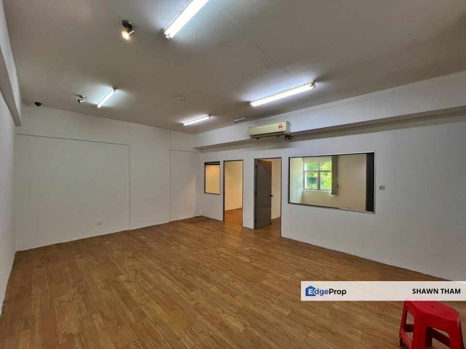 QUEENS AVENUE,CHERAS,OFFICE SUITES FOR RENT,RENOVATED,PARTIALLY FURNISHED, Kuala Lumpur, Cheras