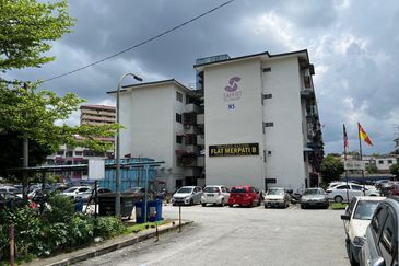 Merpati Apartments