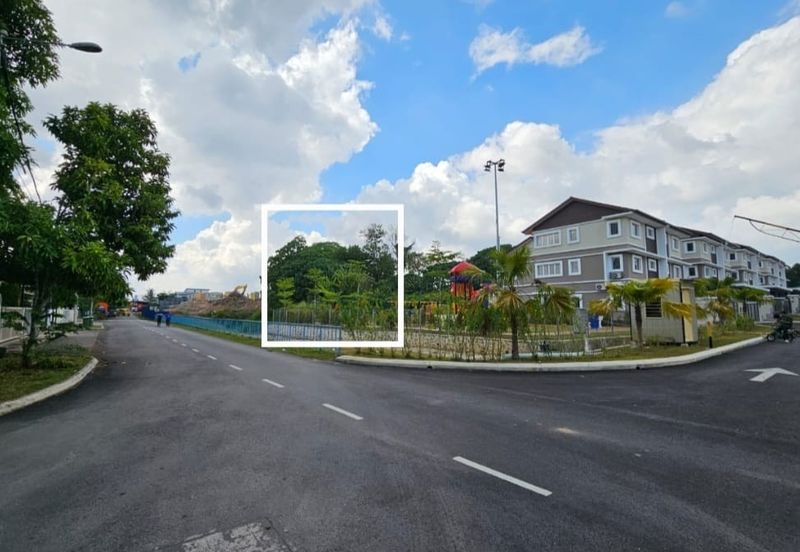 Jalan Anggerik, Sungai Ramal Kajang : Land For Sale (74052 sqft - 1.7 Acres)