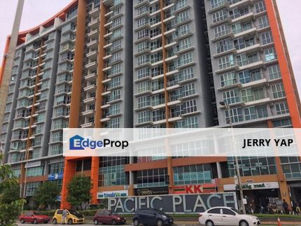 PJ Hot Area Shopping Mall Service Apartments Below Market 35%, Selangor, Ara Damansara