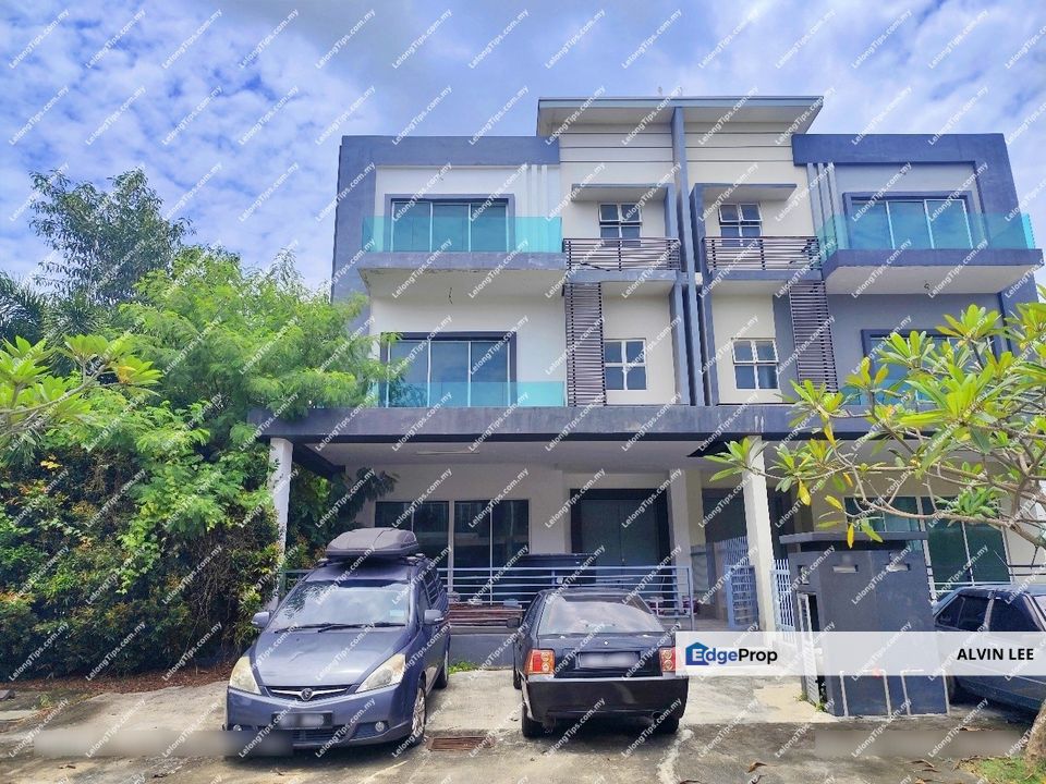 (SLNL3SD 24) No. 36, Jalan Baiduri 1, Taman Baiduri 2, 43800, Dengkil, Selangor, 3-Storey Semi-D House for Bank Lelong / Bank Auction / 产业拍卖 , Selangor, Dengkil
