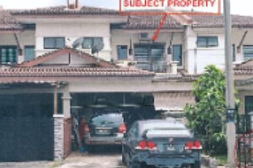 Taman Kristal, Dengkil