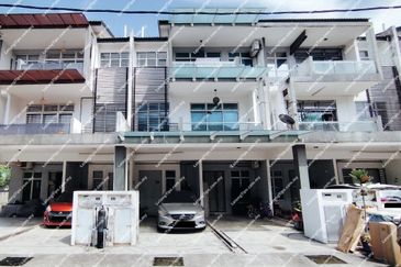 Jln SP 2/16 @ Bandar Saujana Putra