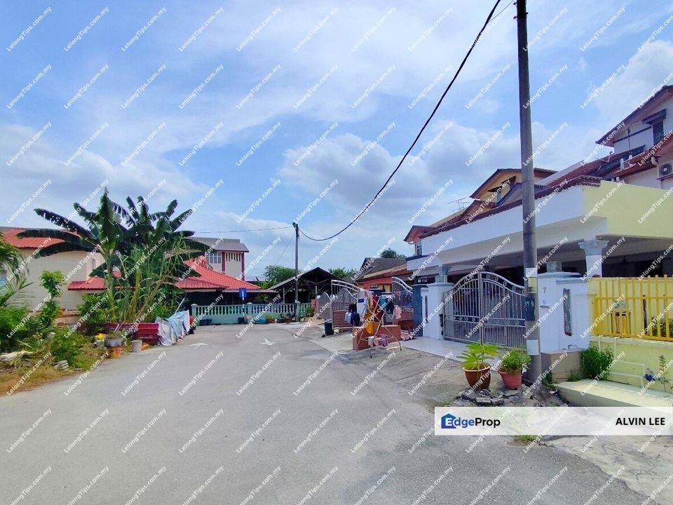 No. 7, Jalan Timah 1, Taman Timah 1, 43800 Dengkil, Selangor, Selangor, Dengkil