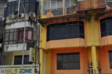 Taman Sri Batu Caves