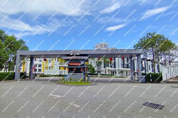 Taman Sri Hijau ( New Green Park )