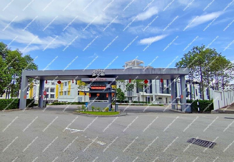 Taman Sri Hijau ( New Green Park )