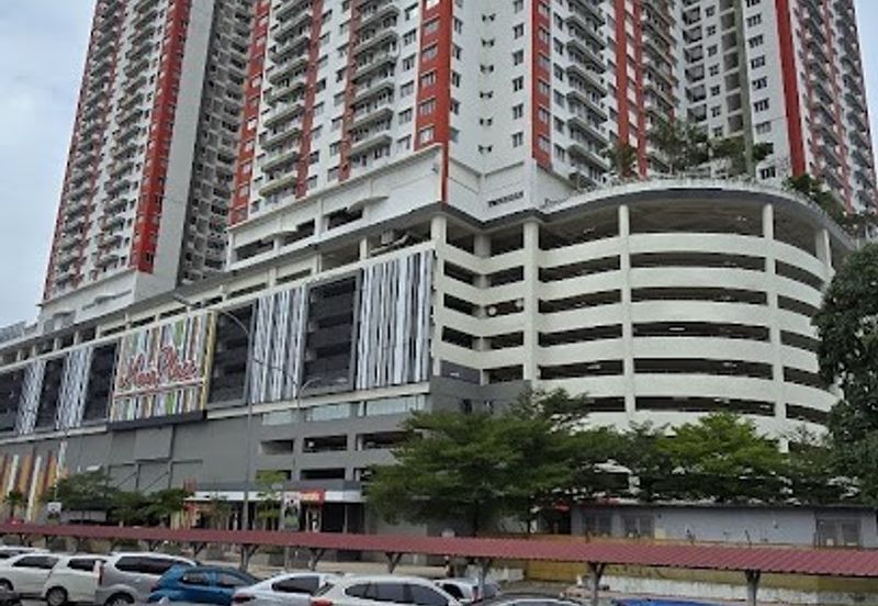 Main Place Residence