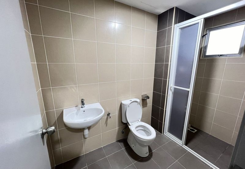 Sungai Besi Razak Residences 2 Bedroom Partially Furnished For Rent