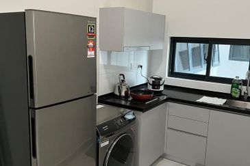 Equine Residence @ Equine Park