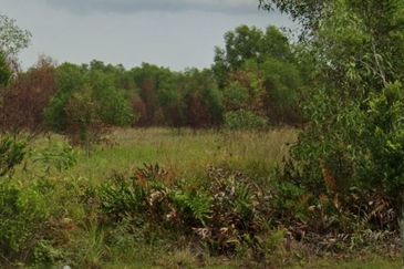 West Port, Pulau Indah