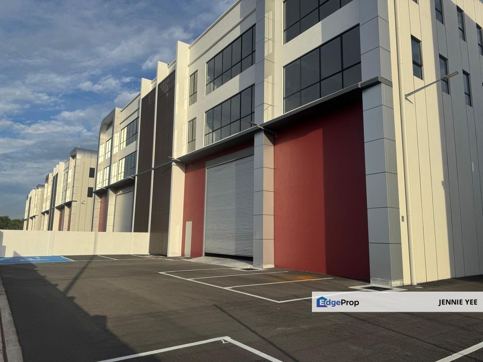 Banting New 3 Storey Semi-D Factory, Selangor, Banting