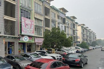 Setia Alam Setia Utama 1