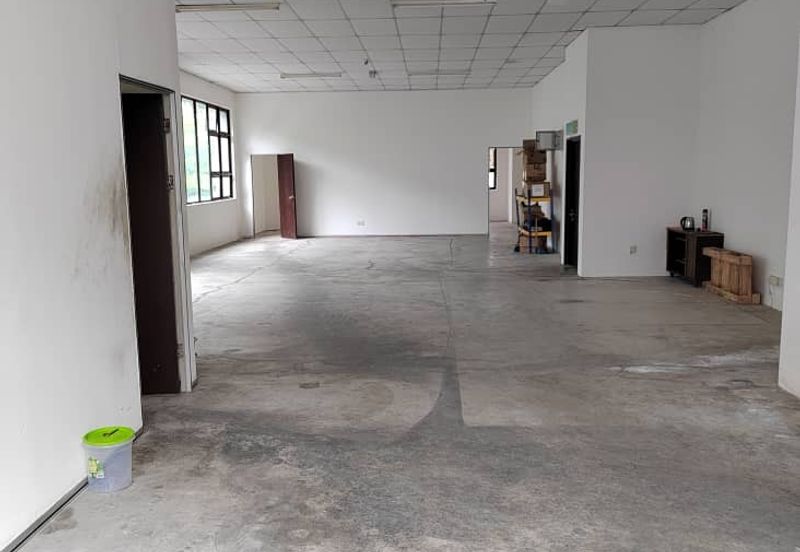 Jalan Menara U8, Bukit Jelutong