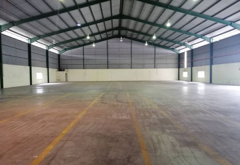 West Port, Pulau Indah