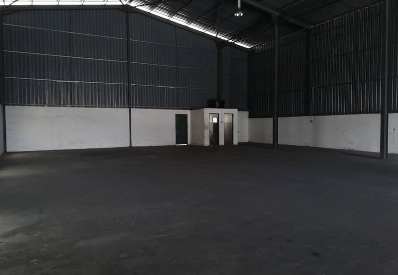 West Port, Pulau Indah