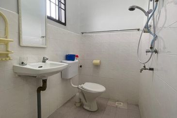 Taman Mesra Muar house for rent