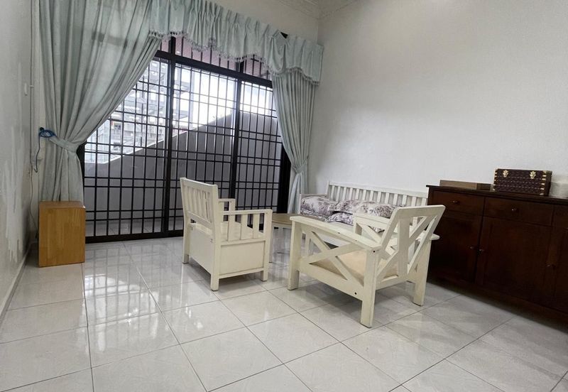 Taman Mesra Muar house for rent