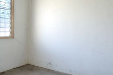 TAMAN TASIK SEMENYIH HOUSE FOR SALE