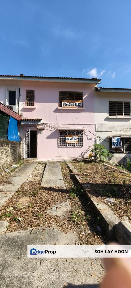 TAMAN TASIK SEMENYIH HOUSE FOR SALE, Selangor, Semenyih